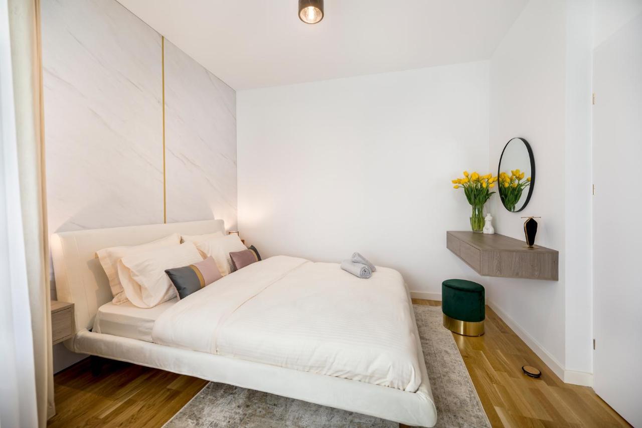 Bucharest Luxury Apartments Bagian luar foto