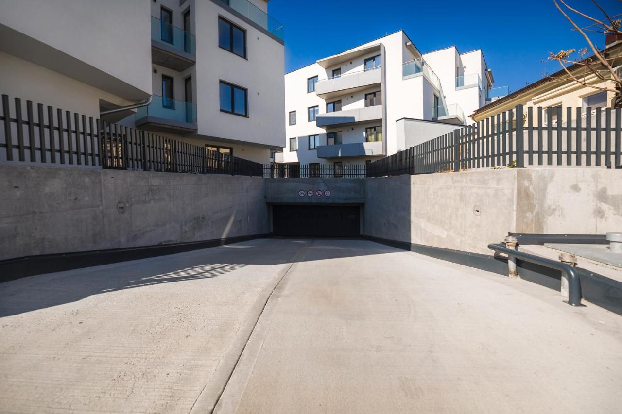 Bucharest Luxury Apartments Bagian luar foto