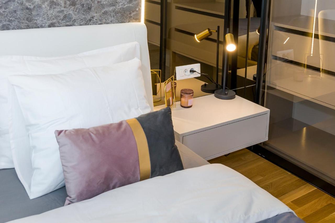 Bucharest Luxury Apartments Bagian luar foto