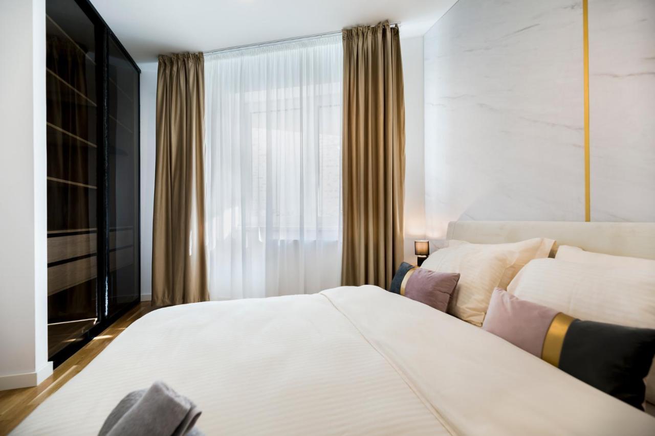Bucharest Luxury Apartments Bagian luar foto