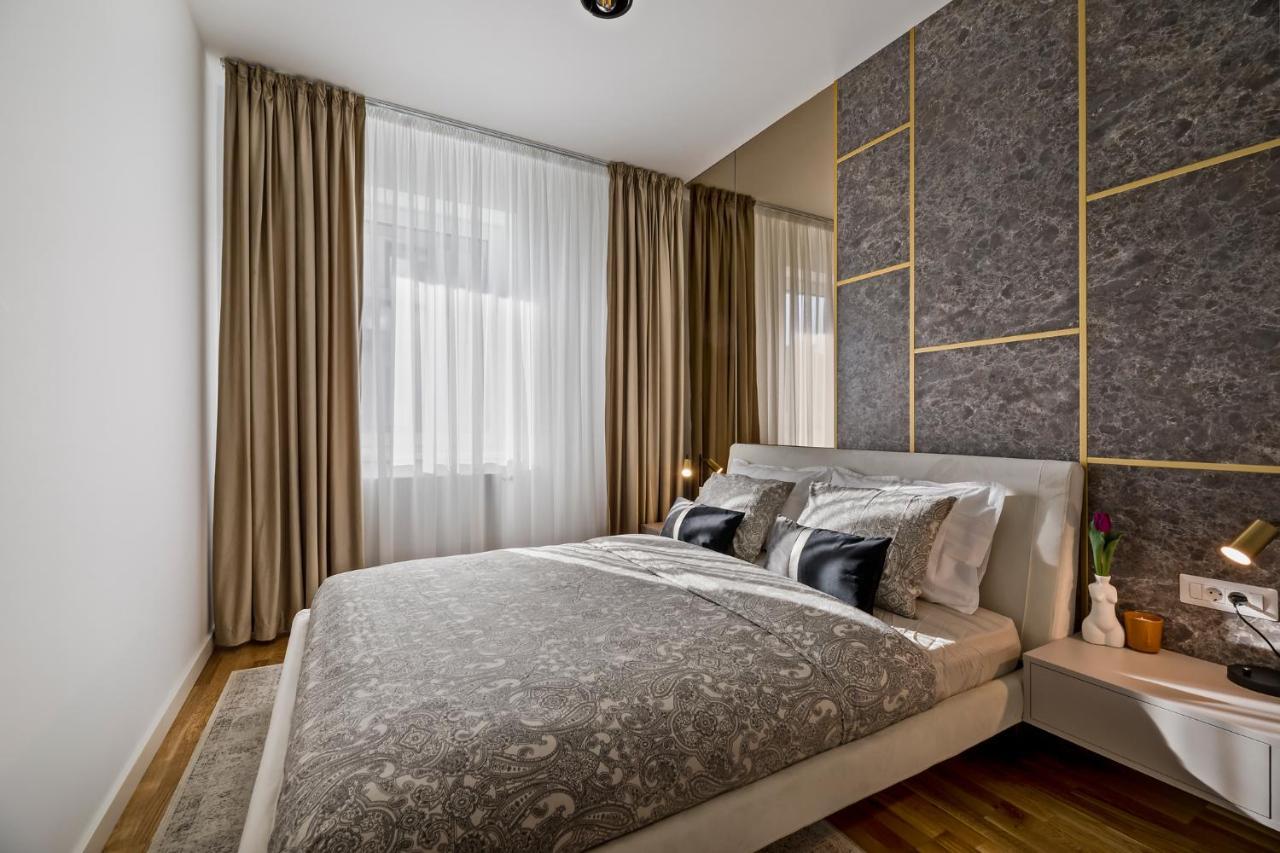 Bucharest Luxury Apartments Bagian luar foto
