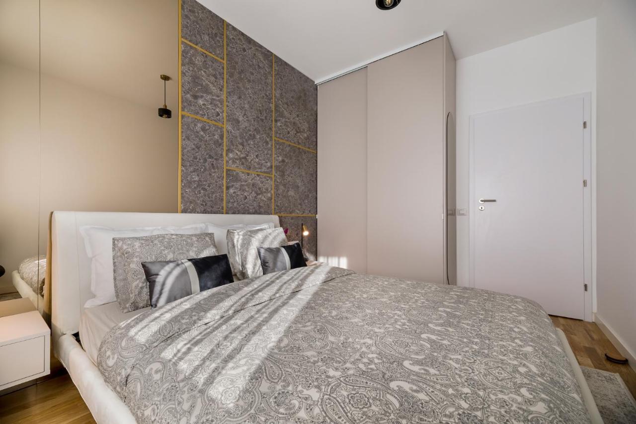 Bucharest Luxury Apartments Bagian luar foto